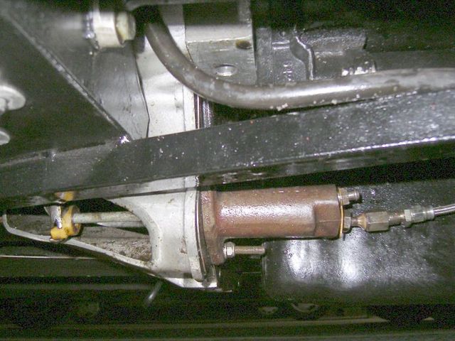 Rescued attachment hydr clutch.jpg